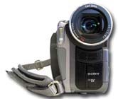 Detailní pohled zepředu na Sony HC90 (Klikni pro zvětšení)