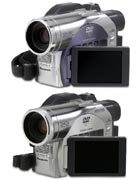 Obě nové DVD-kamery Panasonic (Klikni pro zvětšení)