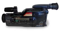Klasika z r. 1991: Sony CCD-F555 (Klikni pro zvětšení)