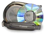 Porovnání DC20 s malým DVD-diskem (Klikni pro zvětšení)