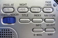 JVC DV4000: detail ovládacích tlačítek (Klikni pro zvětšení)