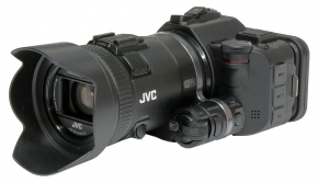 Poslední kusy s odnímatelným hledáčkem: JVC PX100
