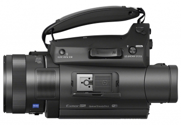 Videokamera Sony AX700 - pohled shora