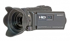 Videokamera SONY PJ810 - sluneční clona