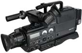 Mohutná kamera Hi8 Sony CCD-V5000 (Kliknutí zvětší)