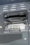 Detail slotu paměové SD-karty (Klikni pro zvětšení)