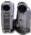 JVC DVP8 je menší než Canon MV6iMC (Klikni pro zvětšení)