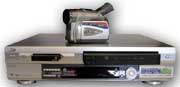 Videorekordér JVC HR-DVS3U a kamera (Klikni pro zvětšení)