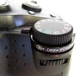 Detail hlavního vypínače fotoaparátu (Klikni pro zvětšení)