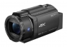 Videokamera Sony FDR-AX43 v přední perspektivě...