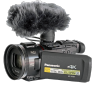Videokamera Panasonic HC-VXF1 s externím mikrofonem