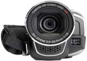 Detail kamery Canon HF R106 zepředu (Kliknutí zvětší)