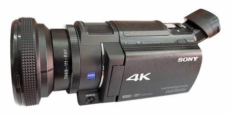 Předsádka Wide 0,66x na videokameře Sony FDR-AX33